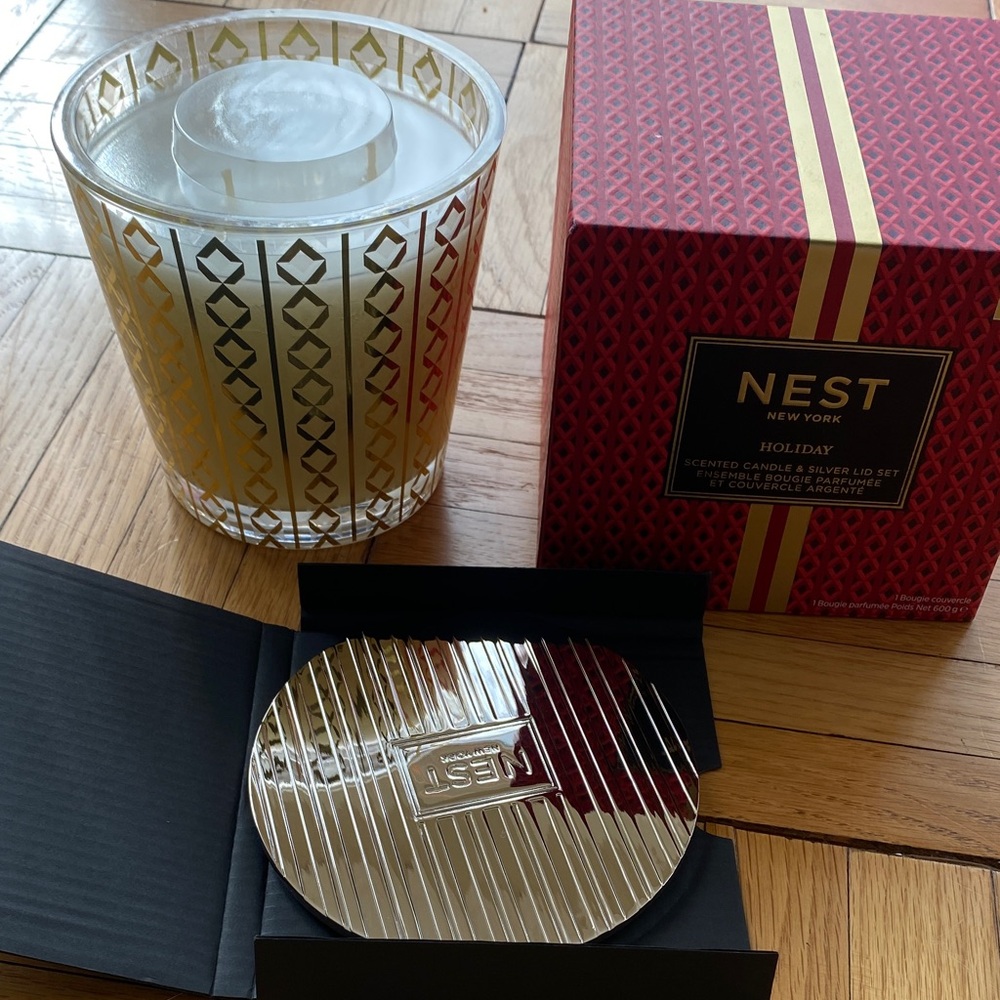 Nest Holiday 3-wick Scented Candle NWOT - Picture 6 of 8